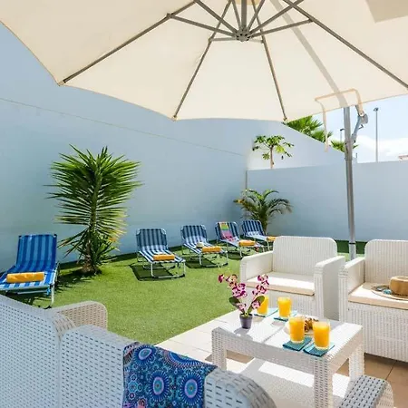 Playa De Fanabe Sleeps 8 With Pool Air Con And Wifi Vila Costa Adeje (Tenerife)